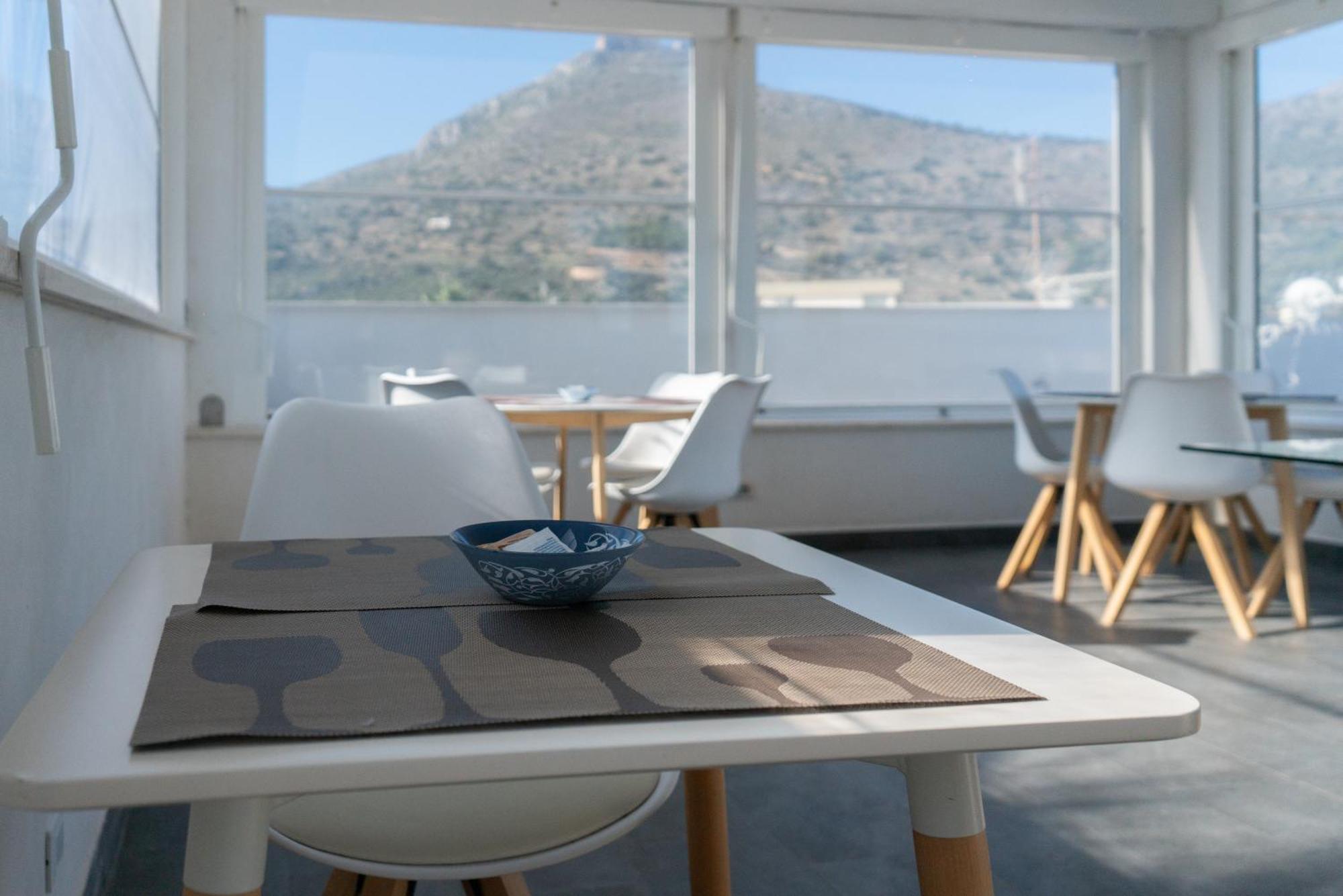 Ponente & Maestro Rooms Favignana Kültér fotó