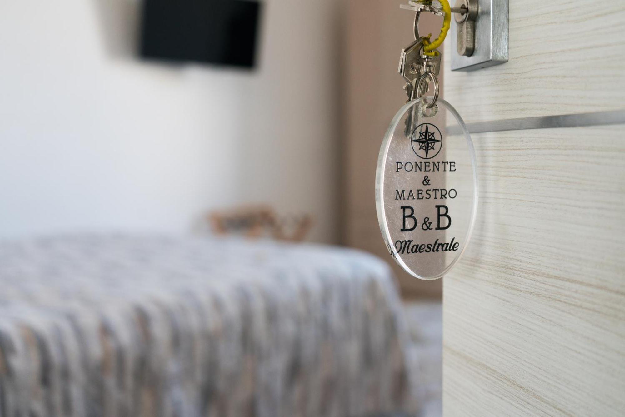 Ponente & Maestro Rooms Favignana Kültér fotó