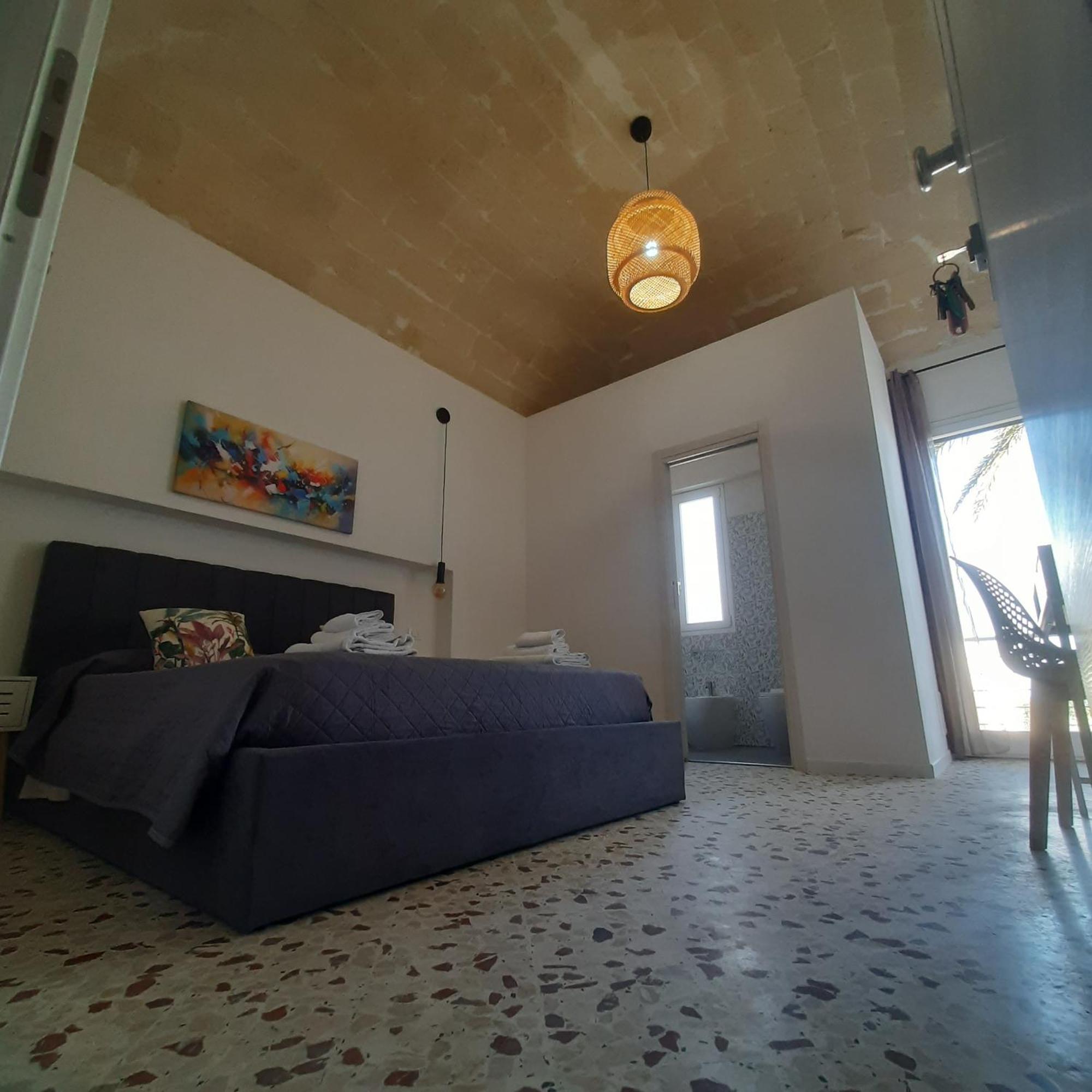 Ponente & Maestro Rooms Favignana Kültér fotó
